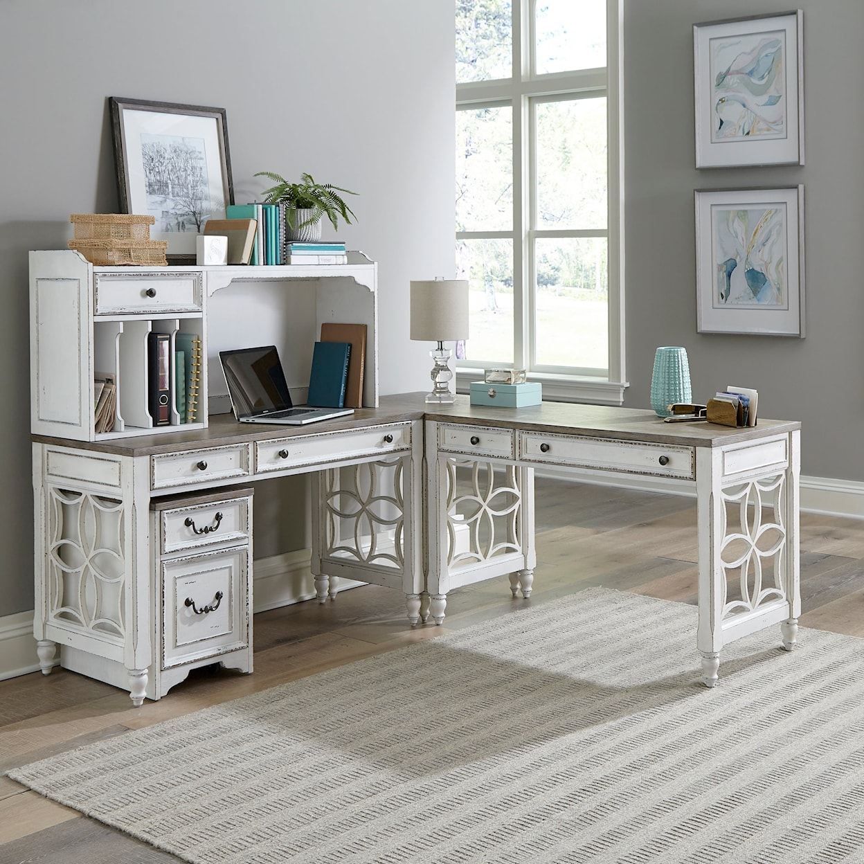 Liberty Furniture Magnolia Manor Desk Set