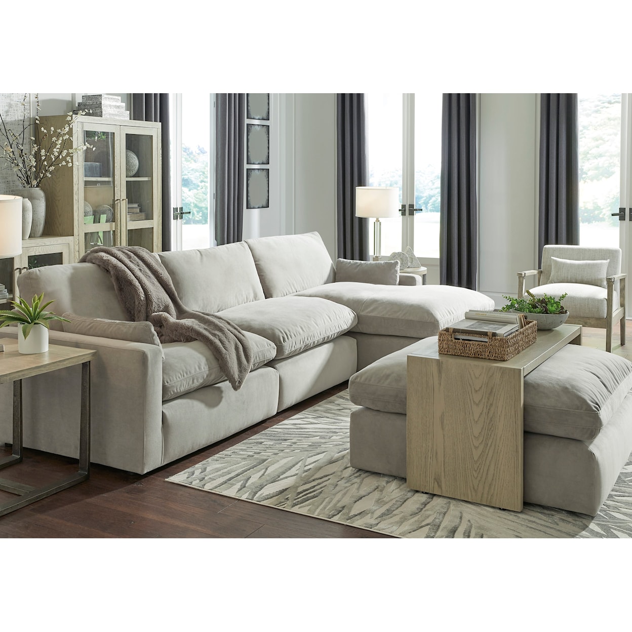 Michael Alan Select Sophie 3-Piece Sectional with Chaise