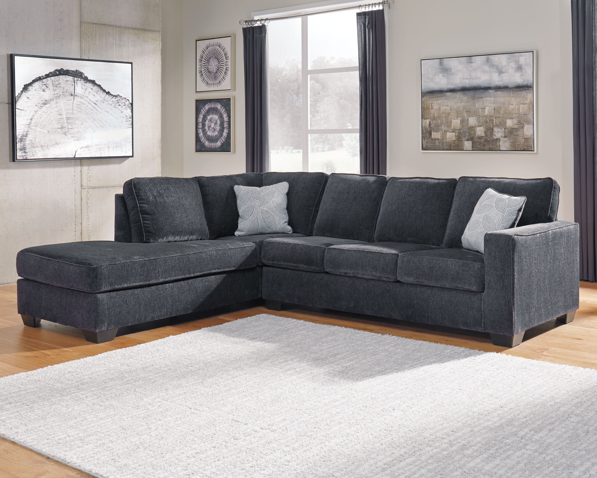 2-Piece Sectional With Chaise