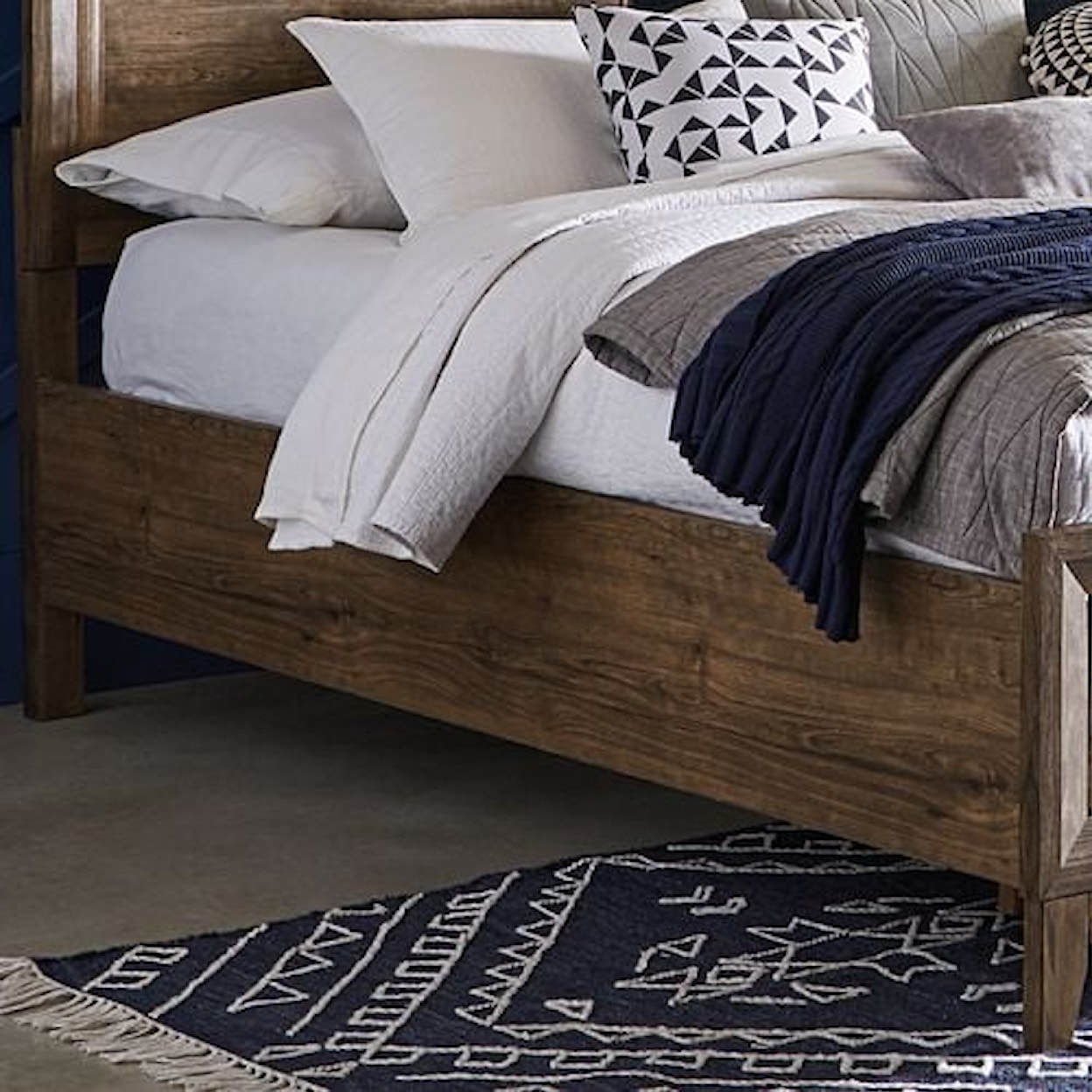 Libby Ridgecrest King Storage Bed