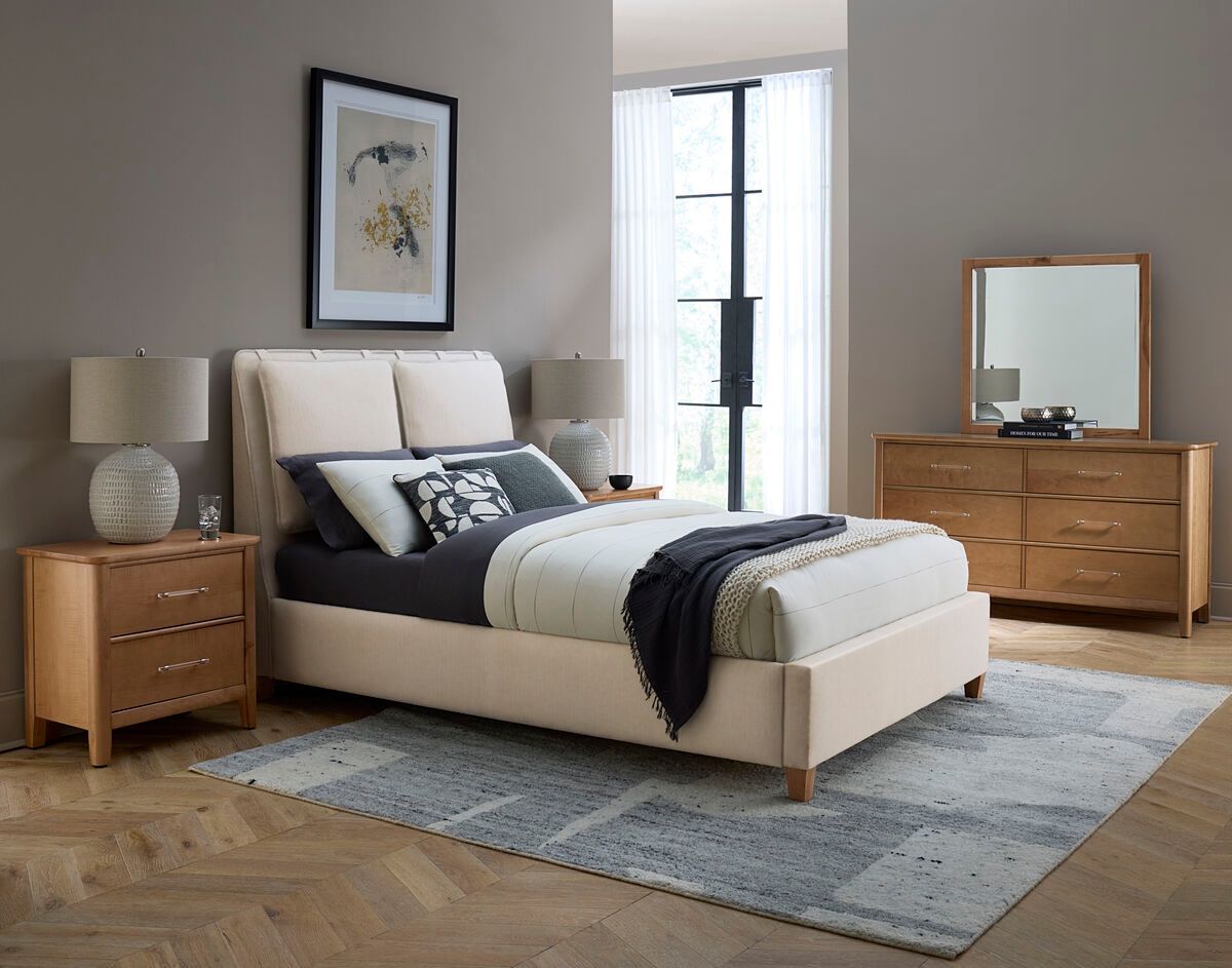 Vaughan-Bassett Nordhaven Queen Upholstered Bed