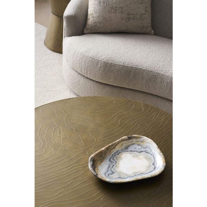 Round Cocktail Table