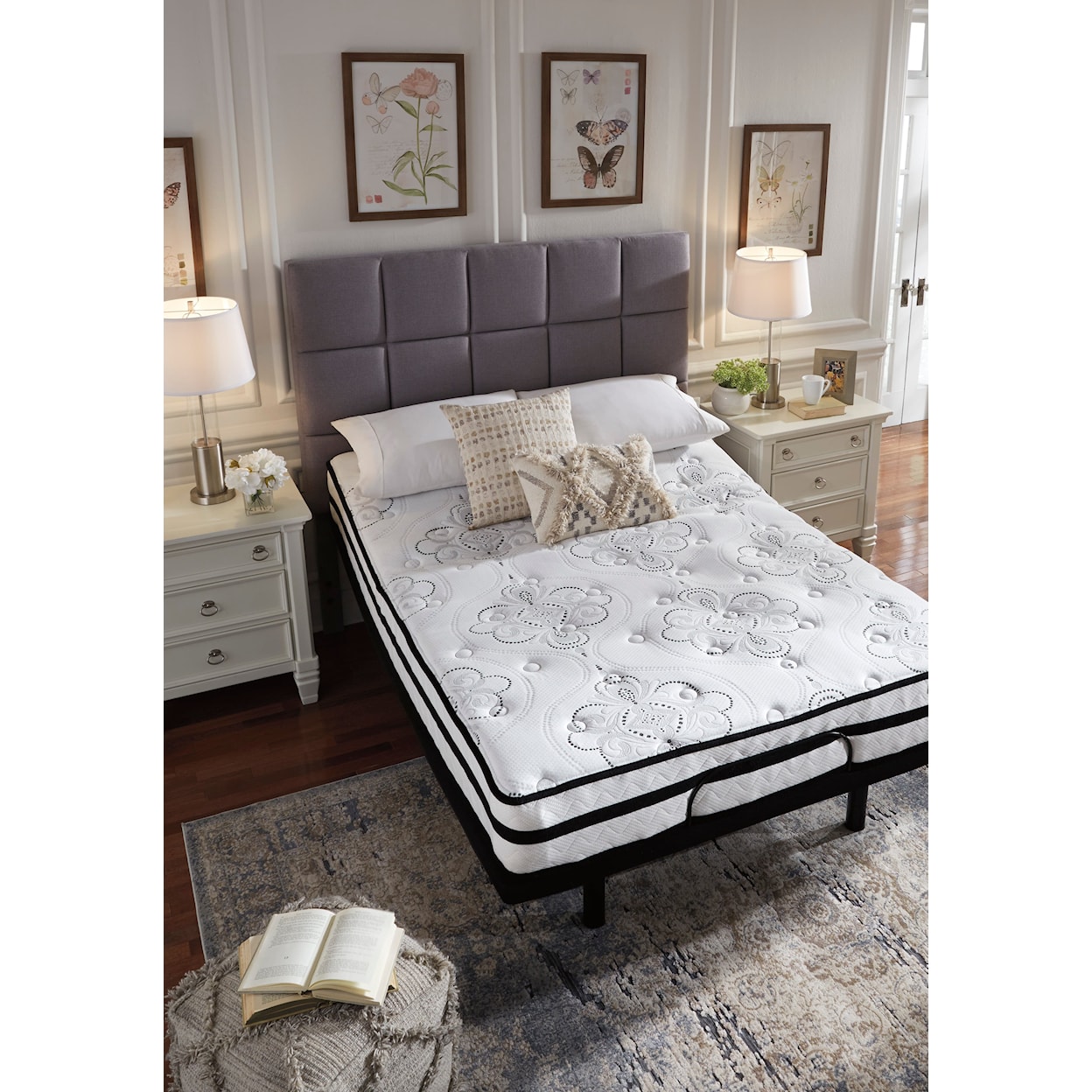 J&J Sleep Chime 10 Inch Hybrid Queen Mattress and Pillow