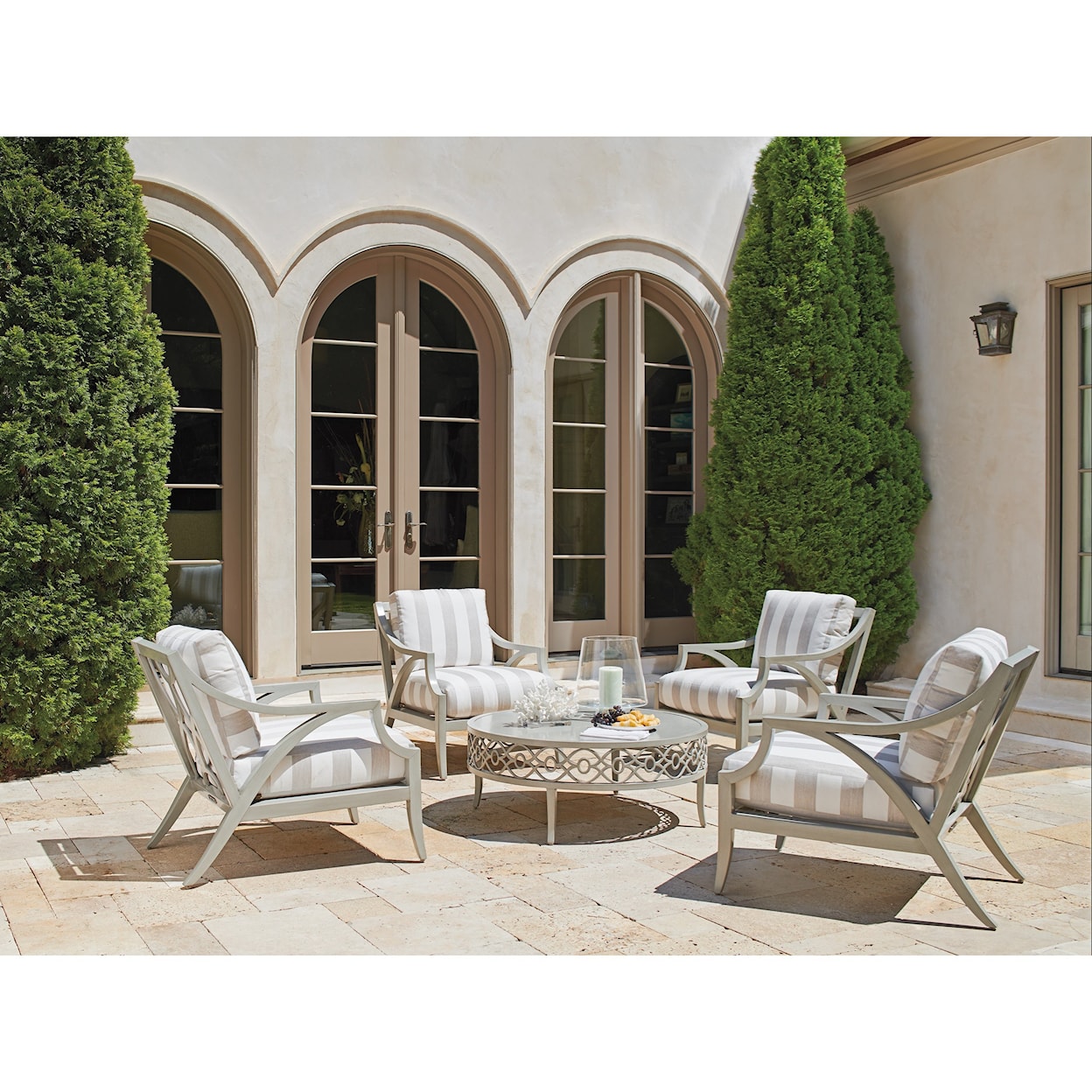 Tommy Bahama Outdoor Living Silver Sands Round Cocktail Table