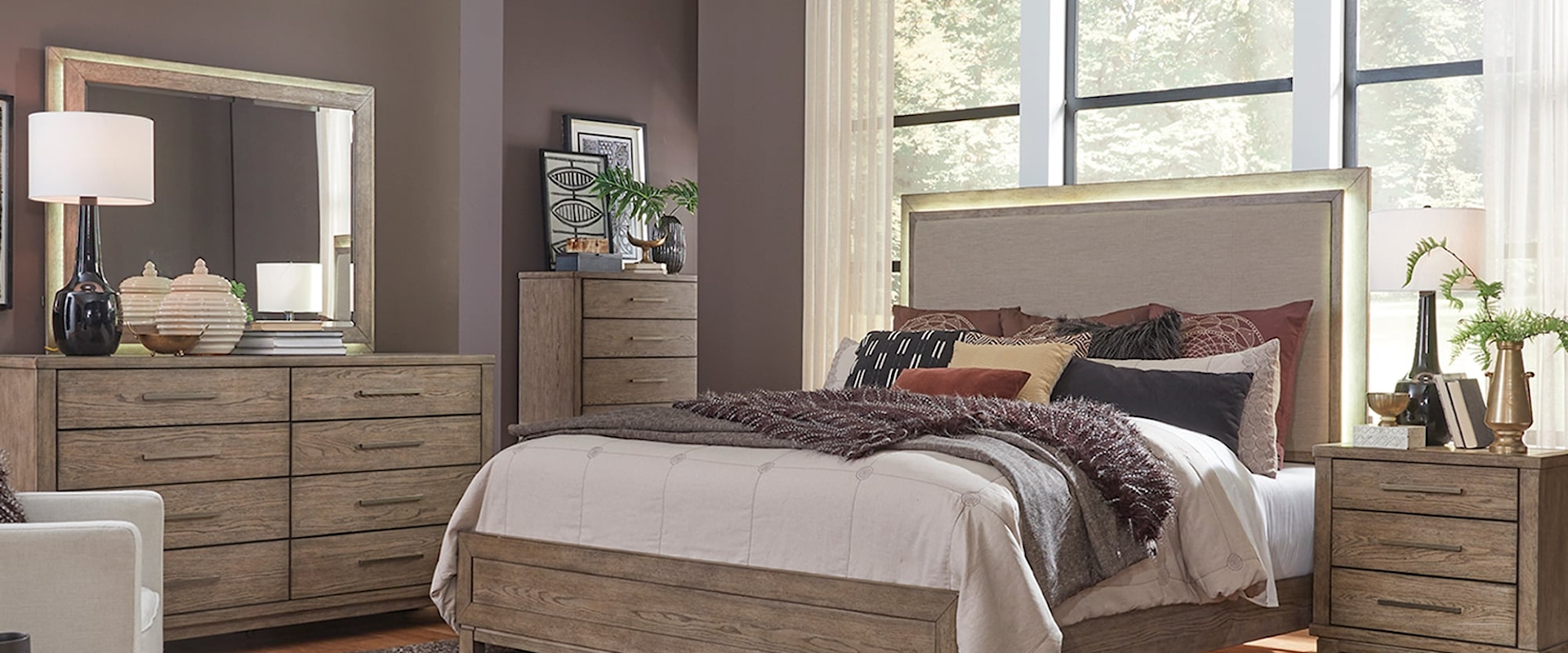 Contemporary 5-Piece Queen Bedroom Group 