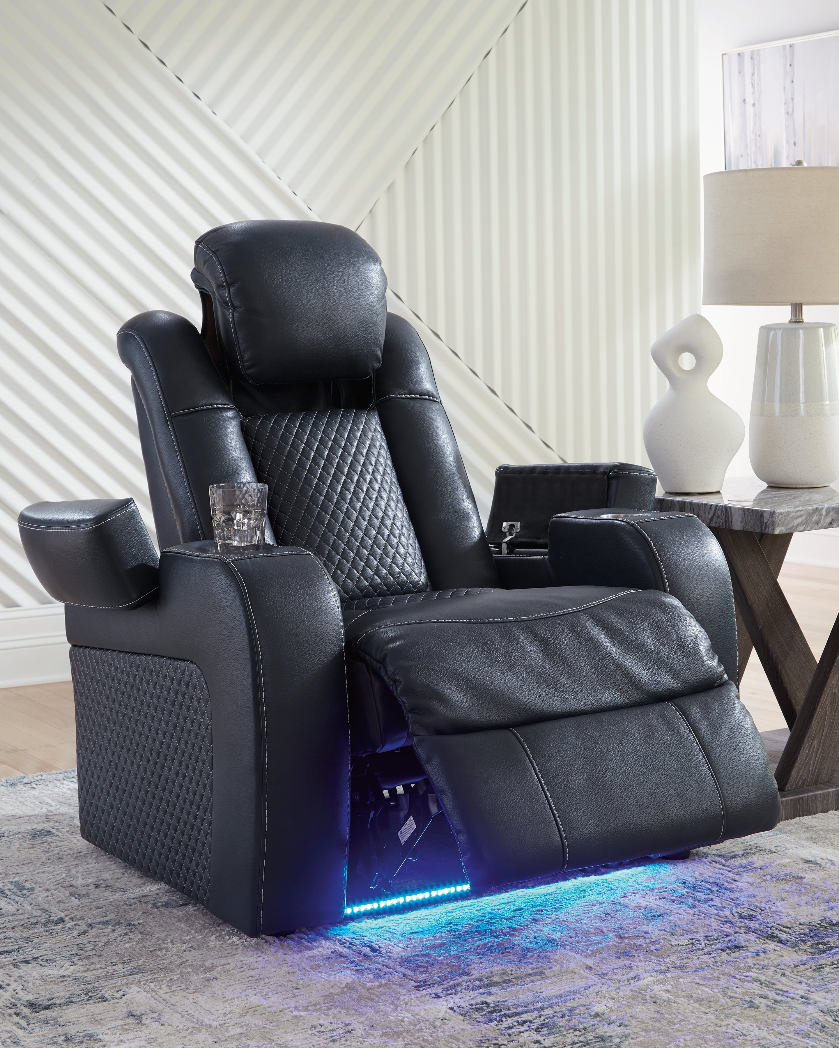 Signature Design by Ashley Fyne-Dyme Power Recliner