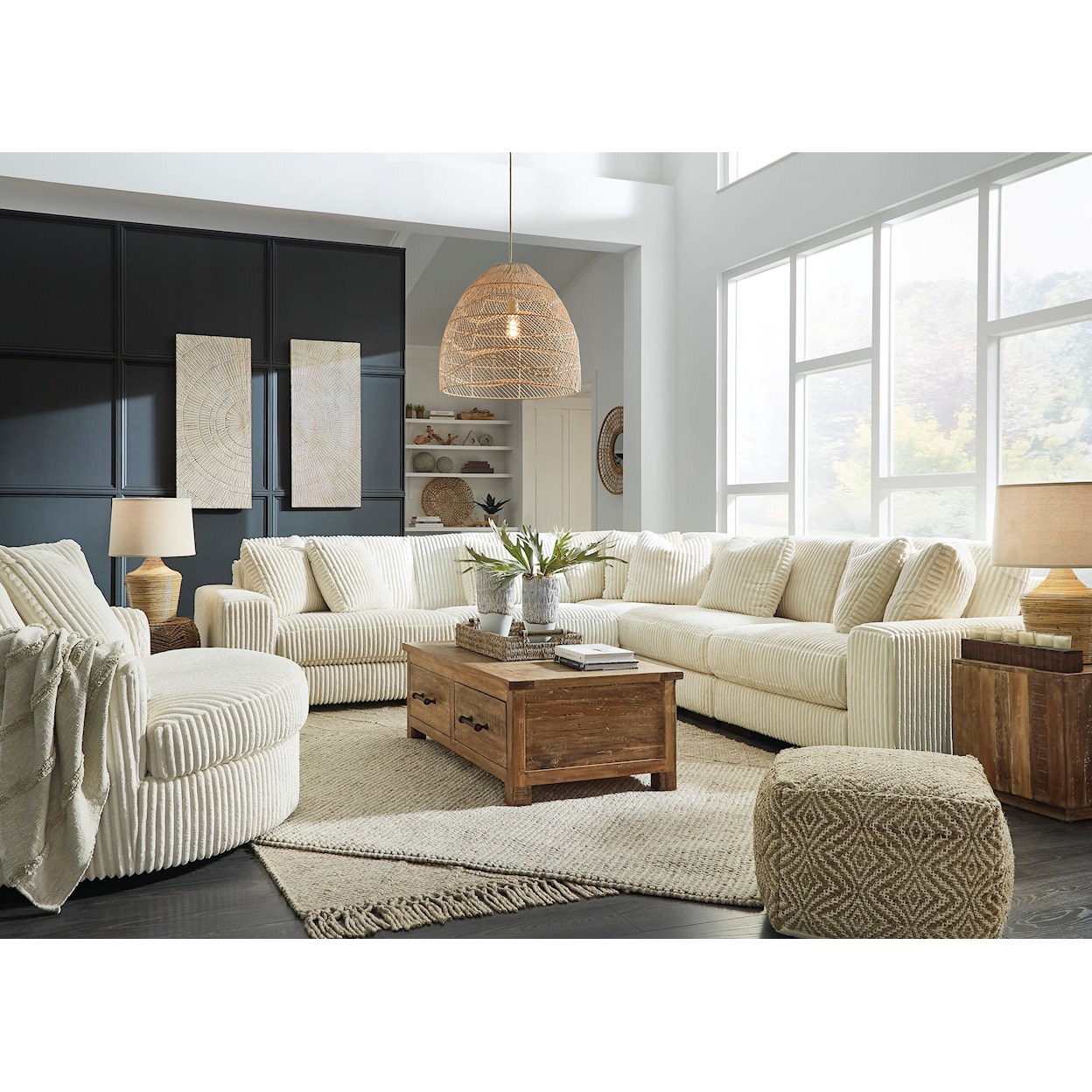 Signature Design by Ashley Furniture Lindyn Living Room Set