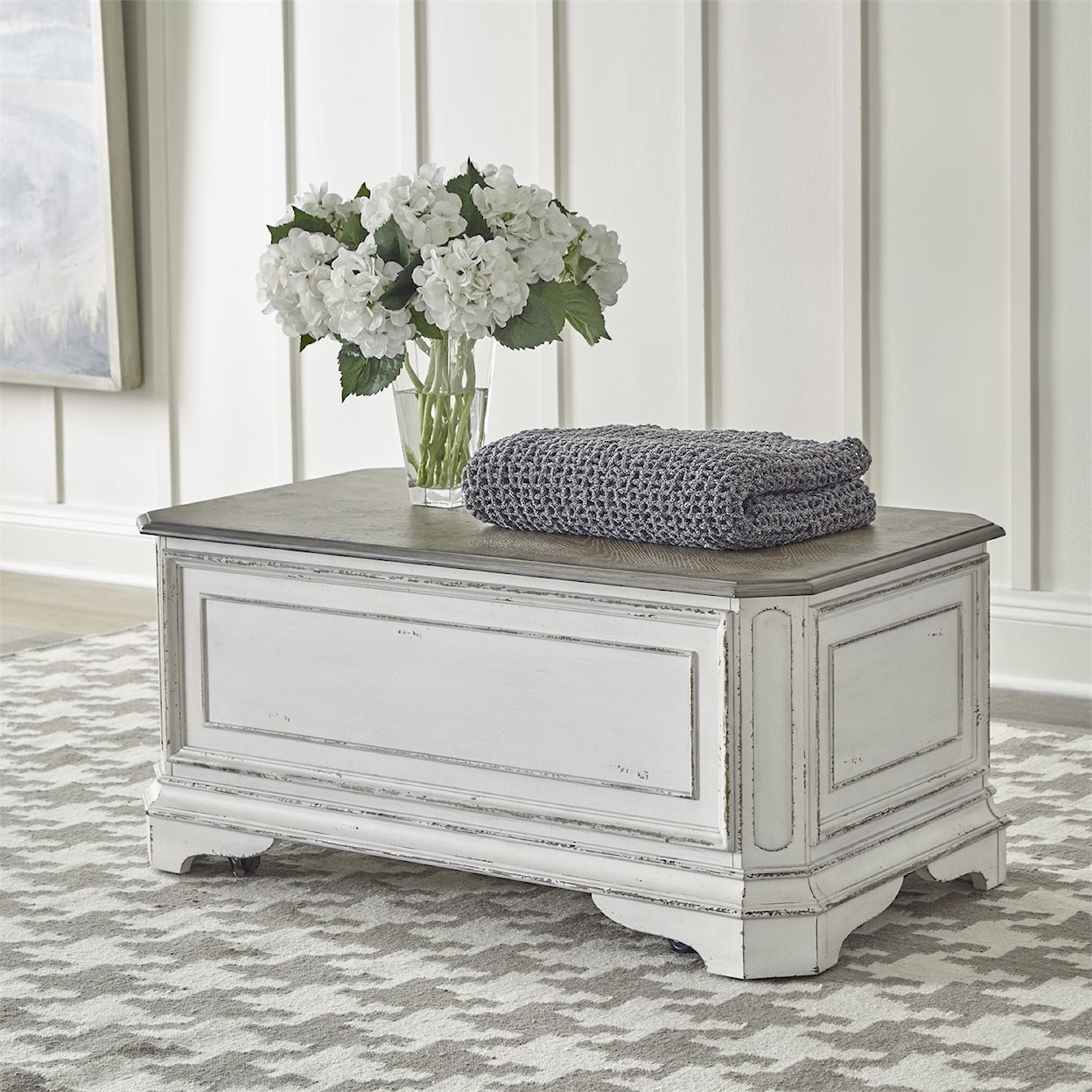 Liberty Furniture Magnolia Manor Storage Trunk