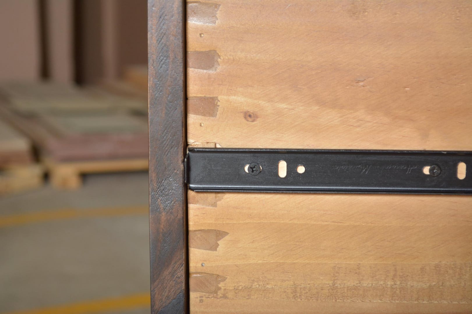 Copper Canyon 4-Drawer Low Chest