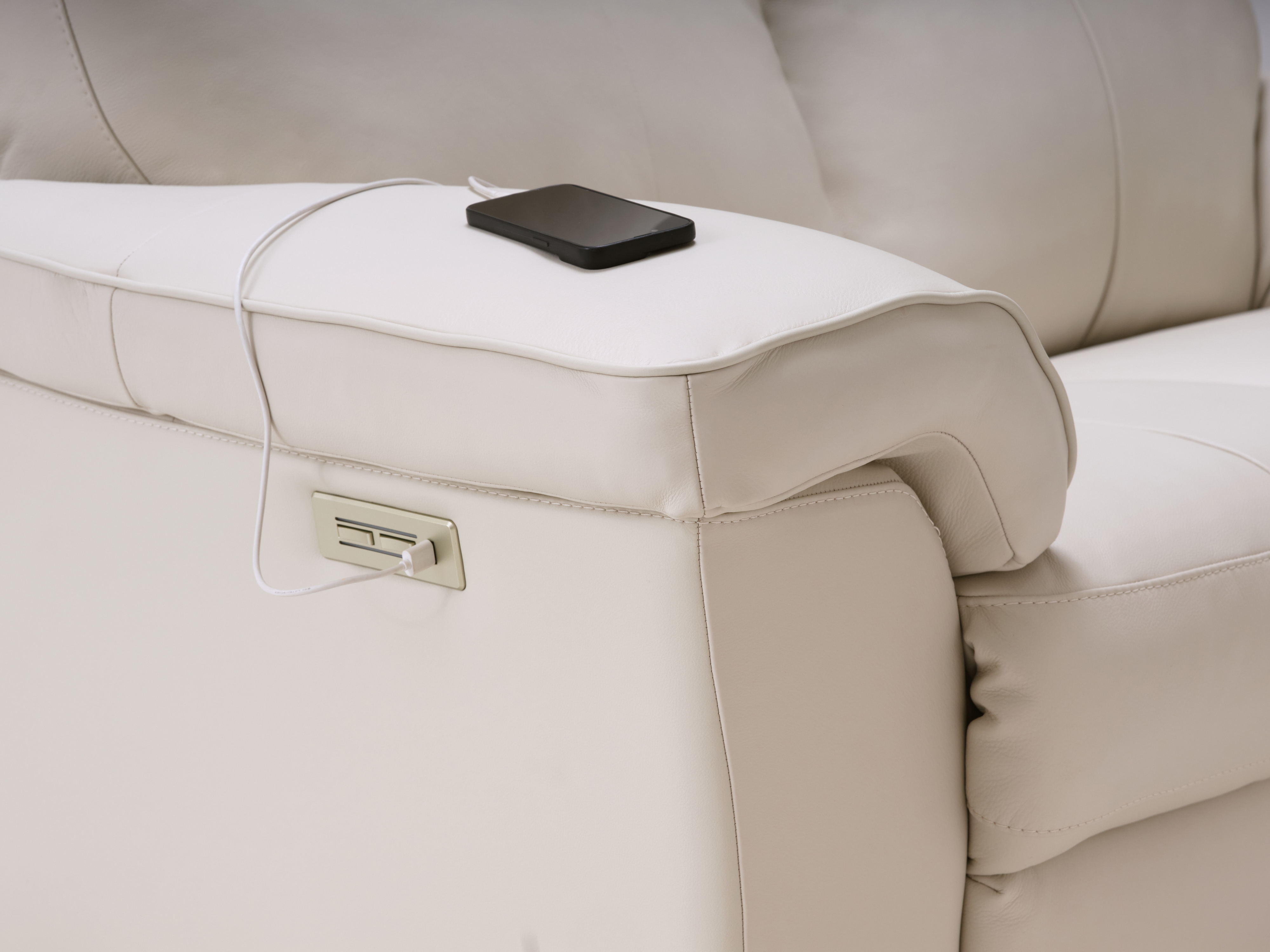 Palliser Alaska Alaska Power Reclining Loveseat