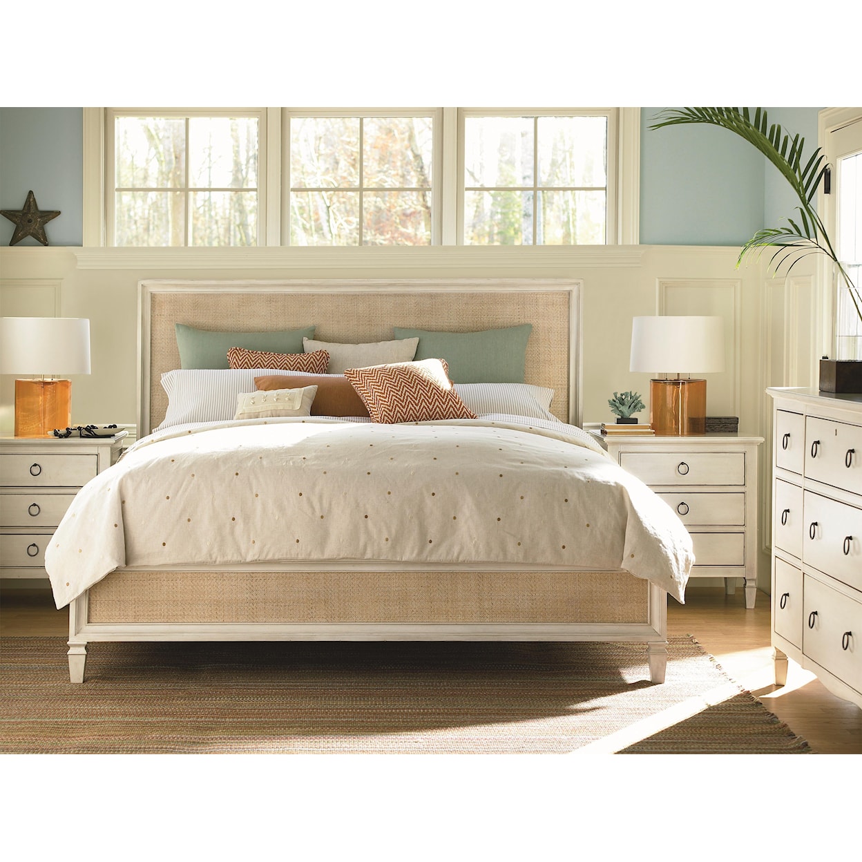 Universal Summer Hill King Woven Accent Bed