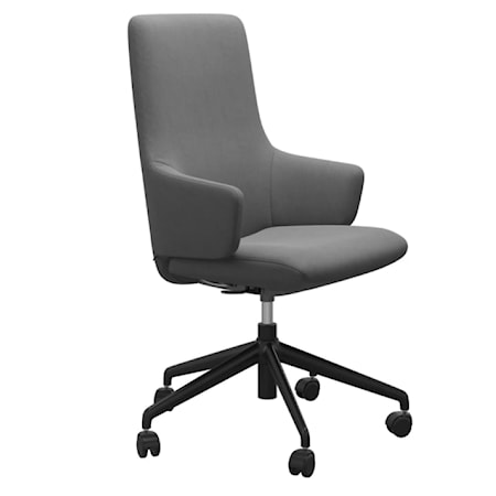 Executive Office Chair with High Back &amp; Arms