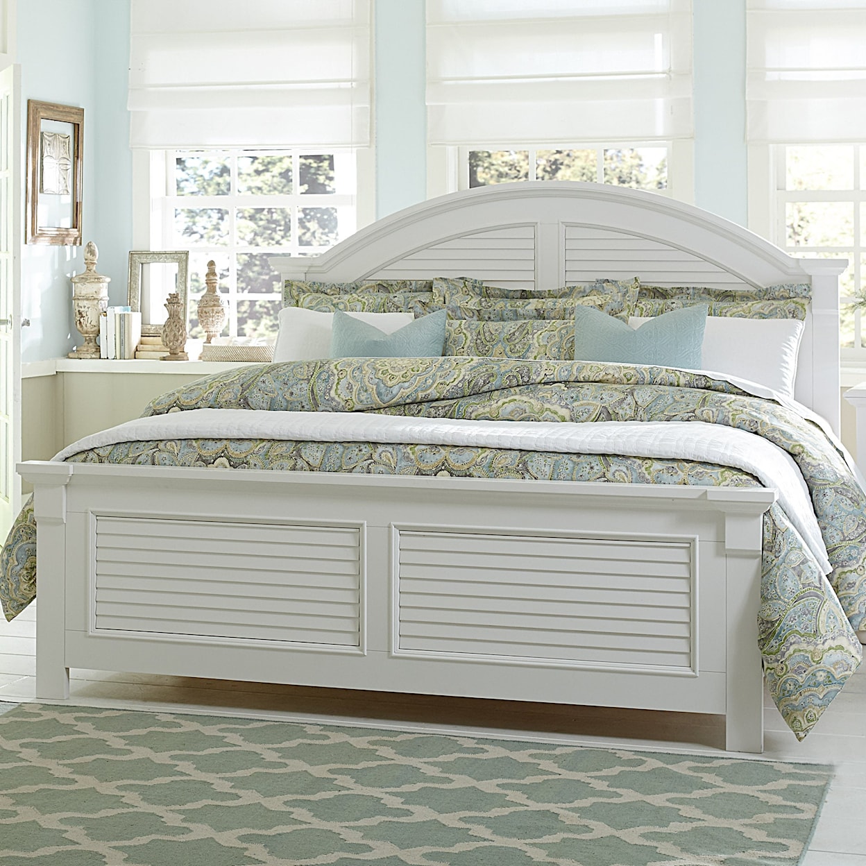 Libby Summer House King Panel Bed