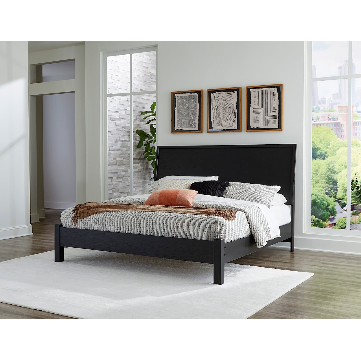 Signature Design by Ashley Danziar Queen Panel Bed