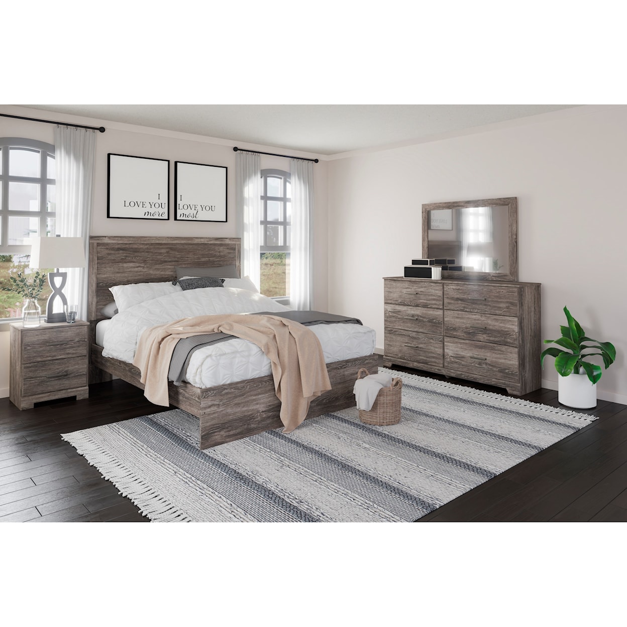 Michael Alan Select Ralinksi Queen Panel Bed