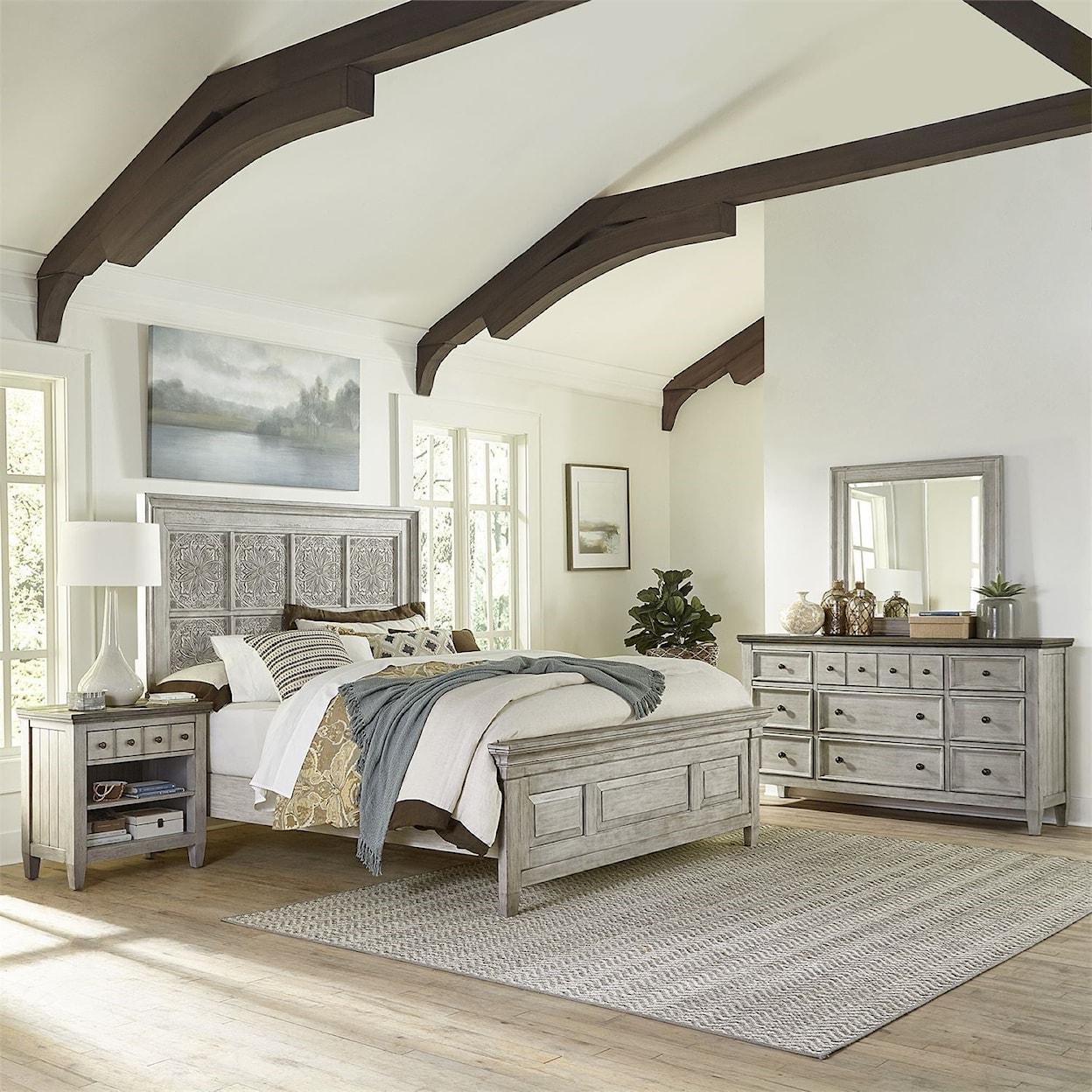 Libby Haven 4-Piece Decorative Queen Panel Bedroom Group