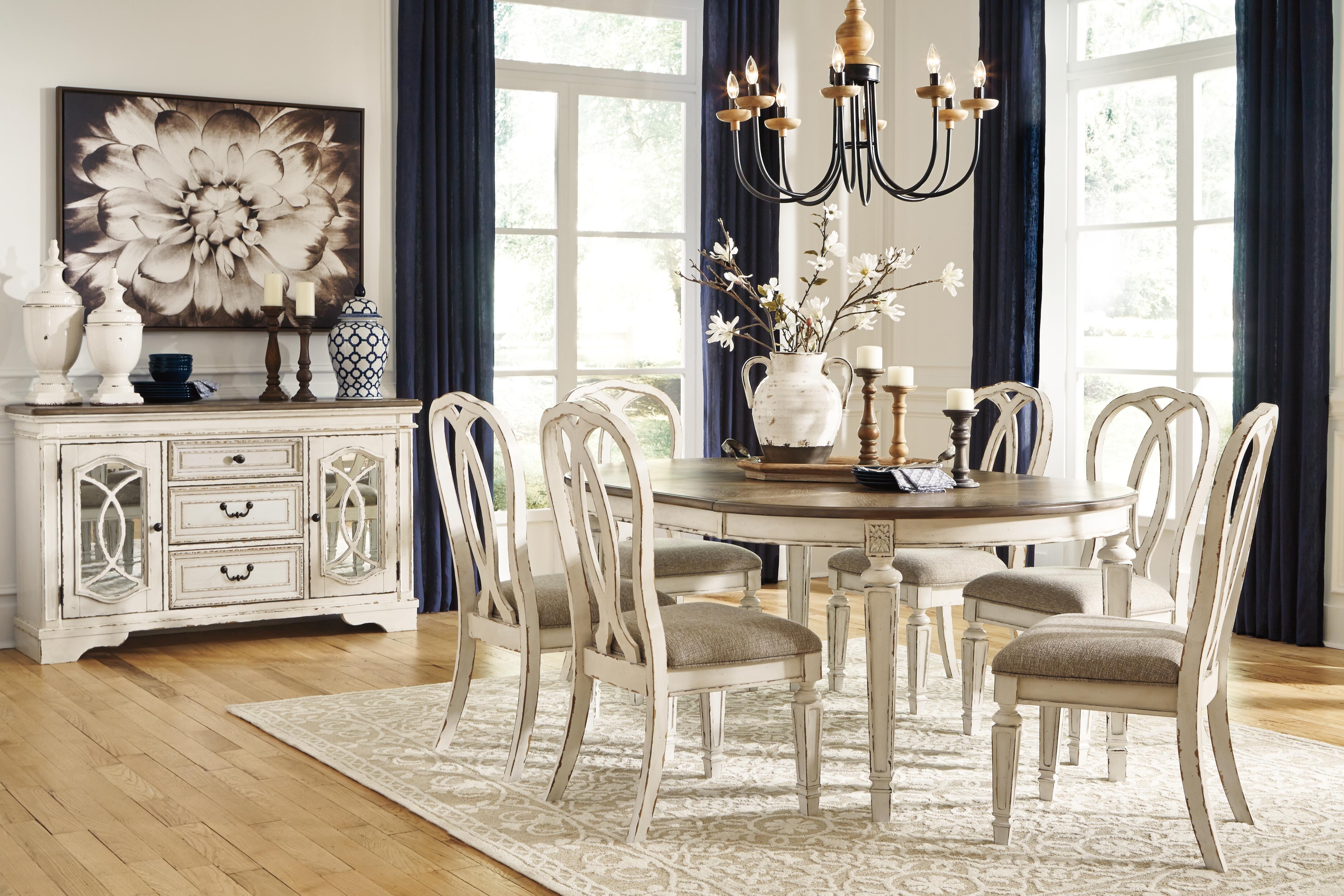 Signature Design by Ashley Realyn Dining Uph Side Chair