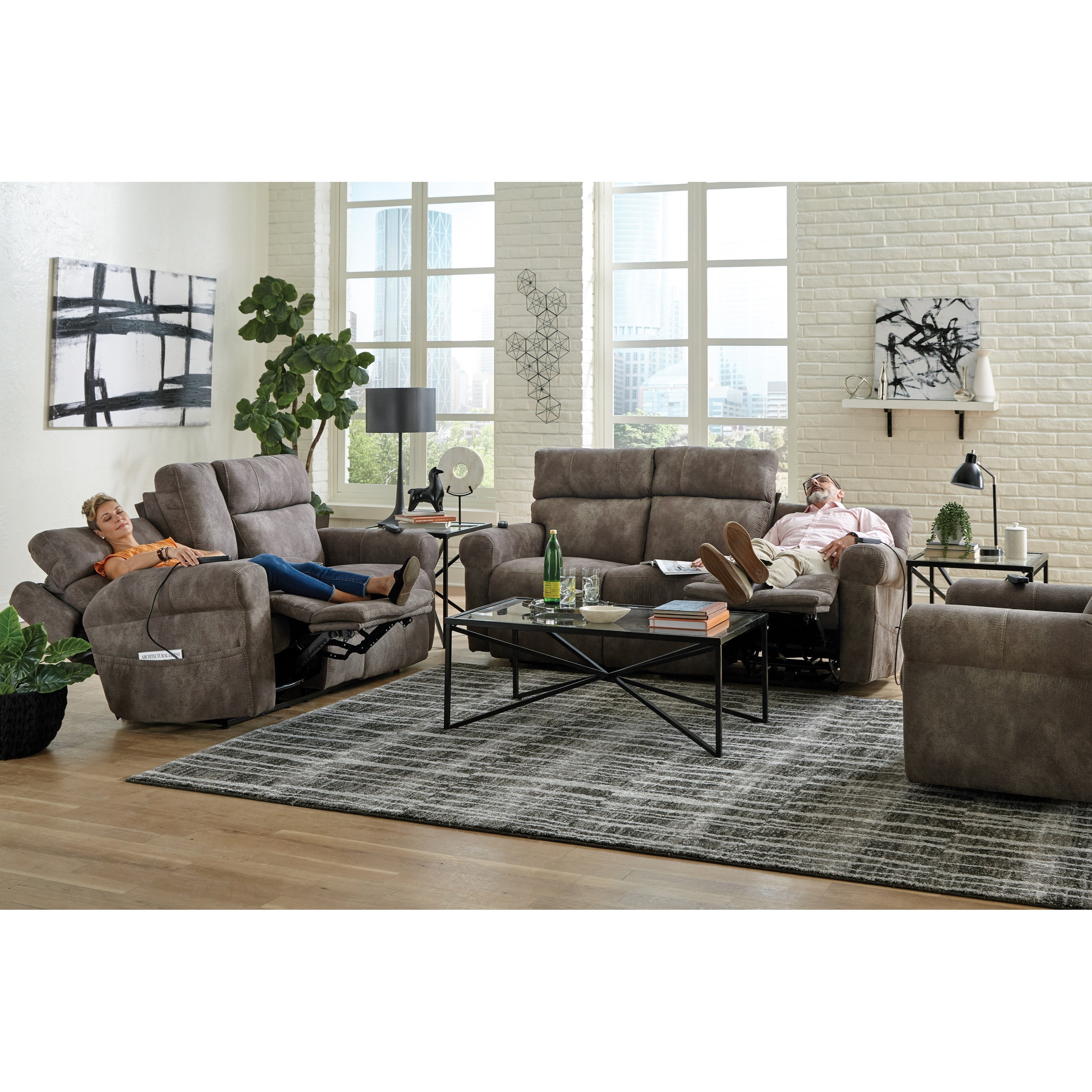 Catnapper Tranquility Pwr Headrest Pwr Lay Flat Console Loveseat