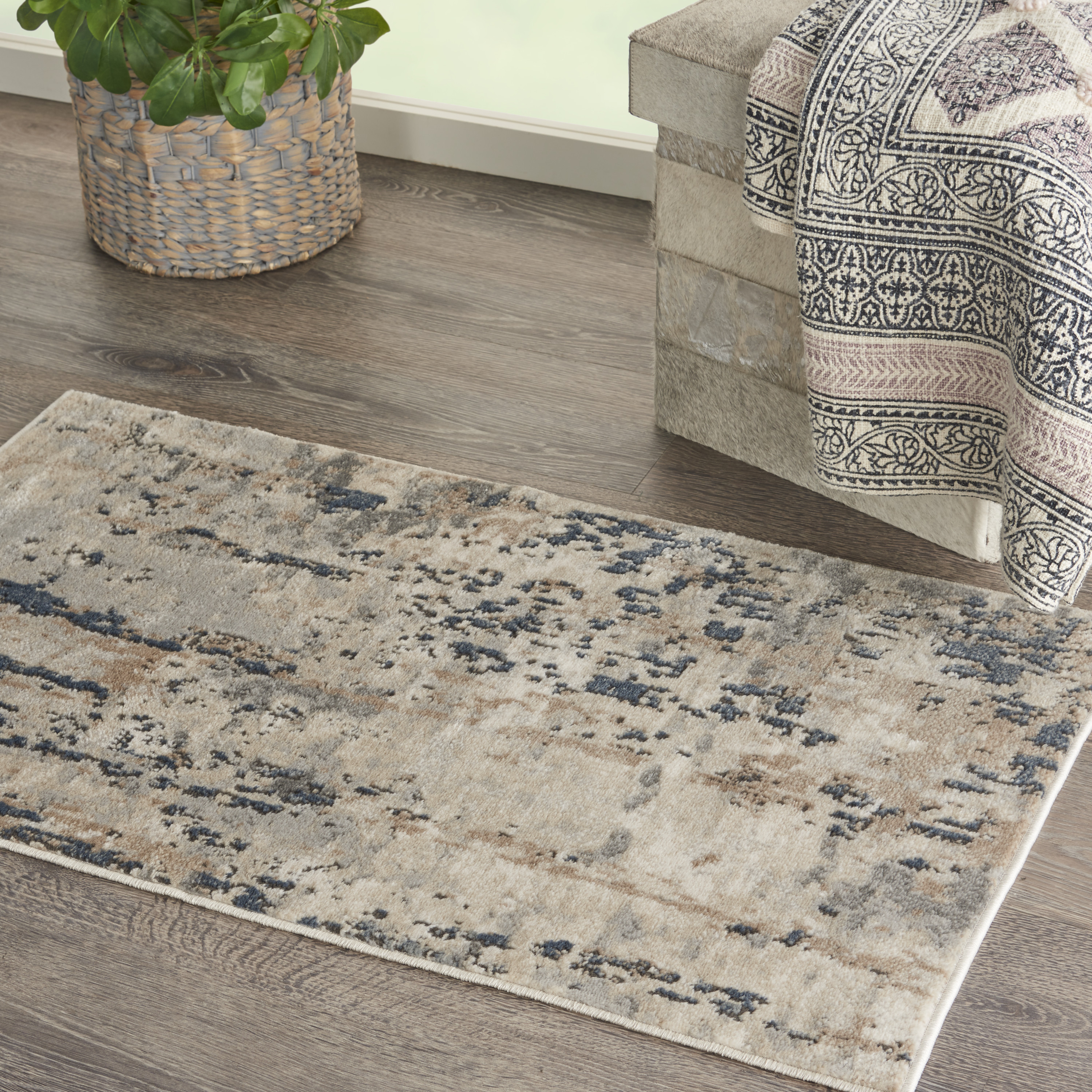 Nourison Quarry 2'2" x 3'9"  Rug