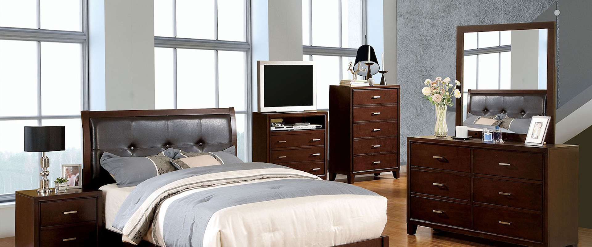 Contemporary 5 Piece Queen Bedroom Set with Chest