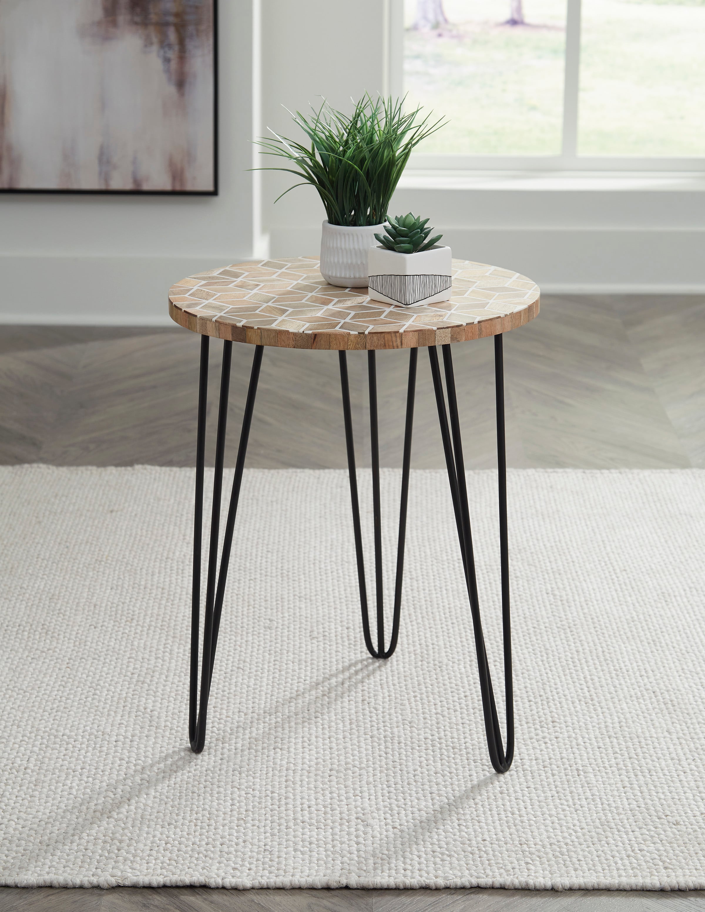 Accent Table