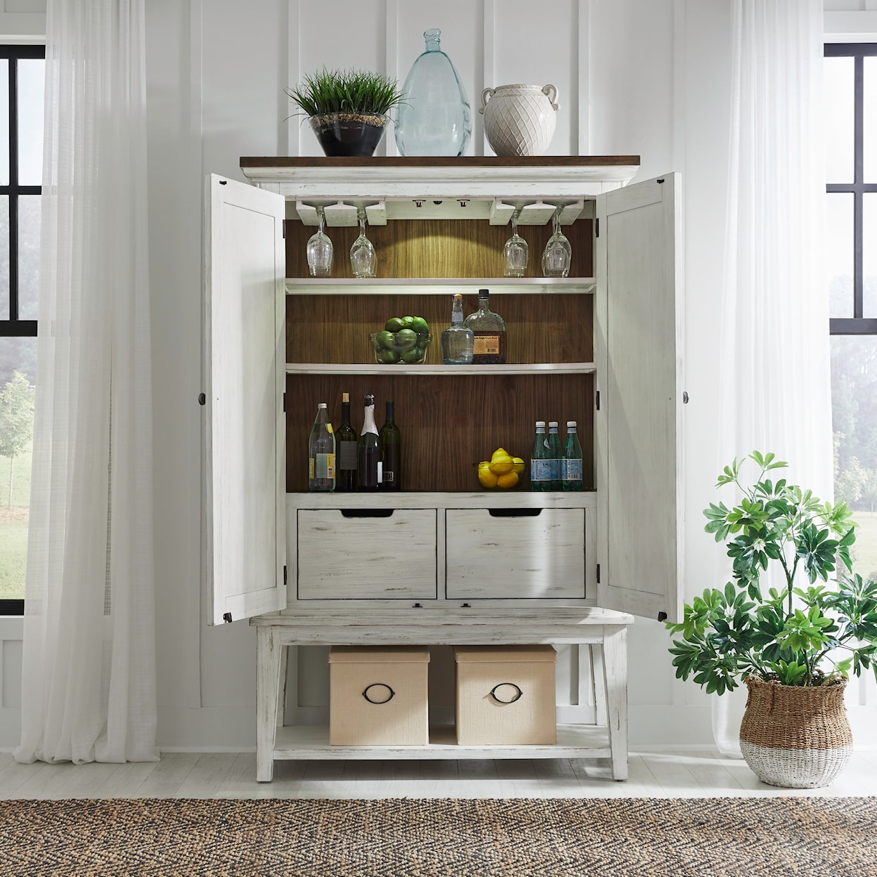 Liberty Furniture River Place Bar Cabinet