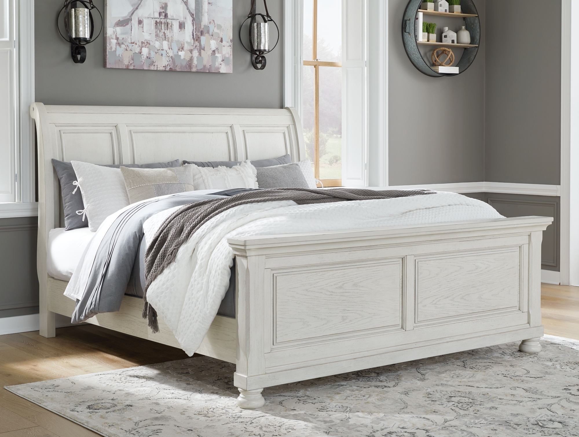 Queen Sleigh Bed