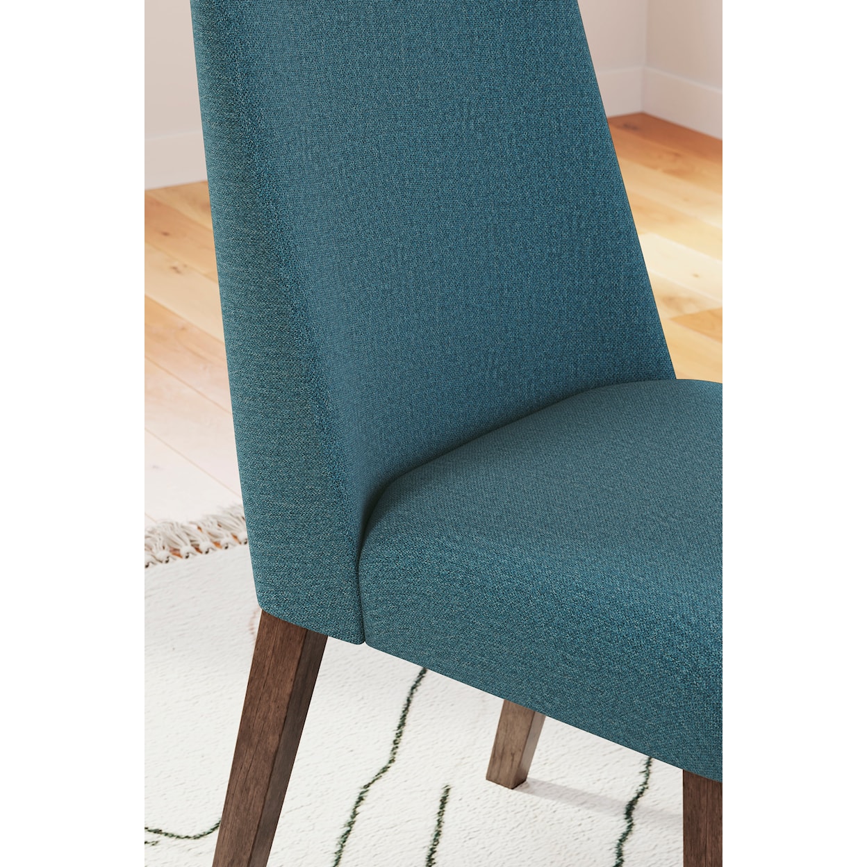 Ashley Furniture Signature Design Lyncott Dining Chair