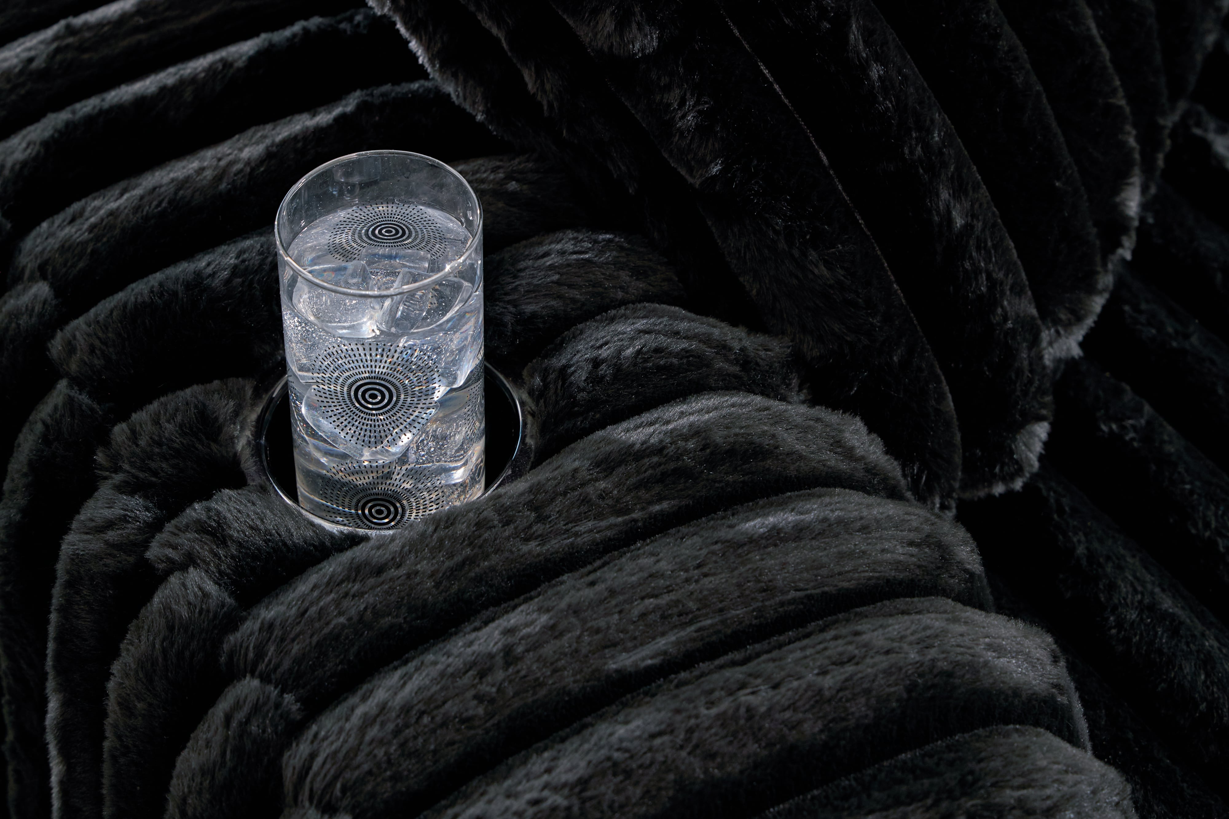 Signature Design by Ashley Midnight-Madness Sectional