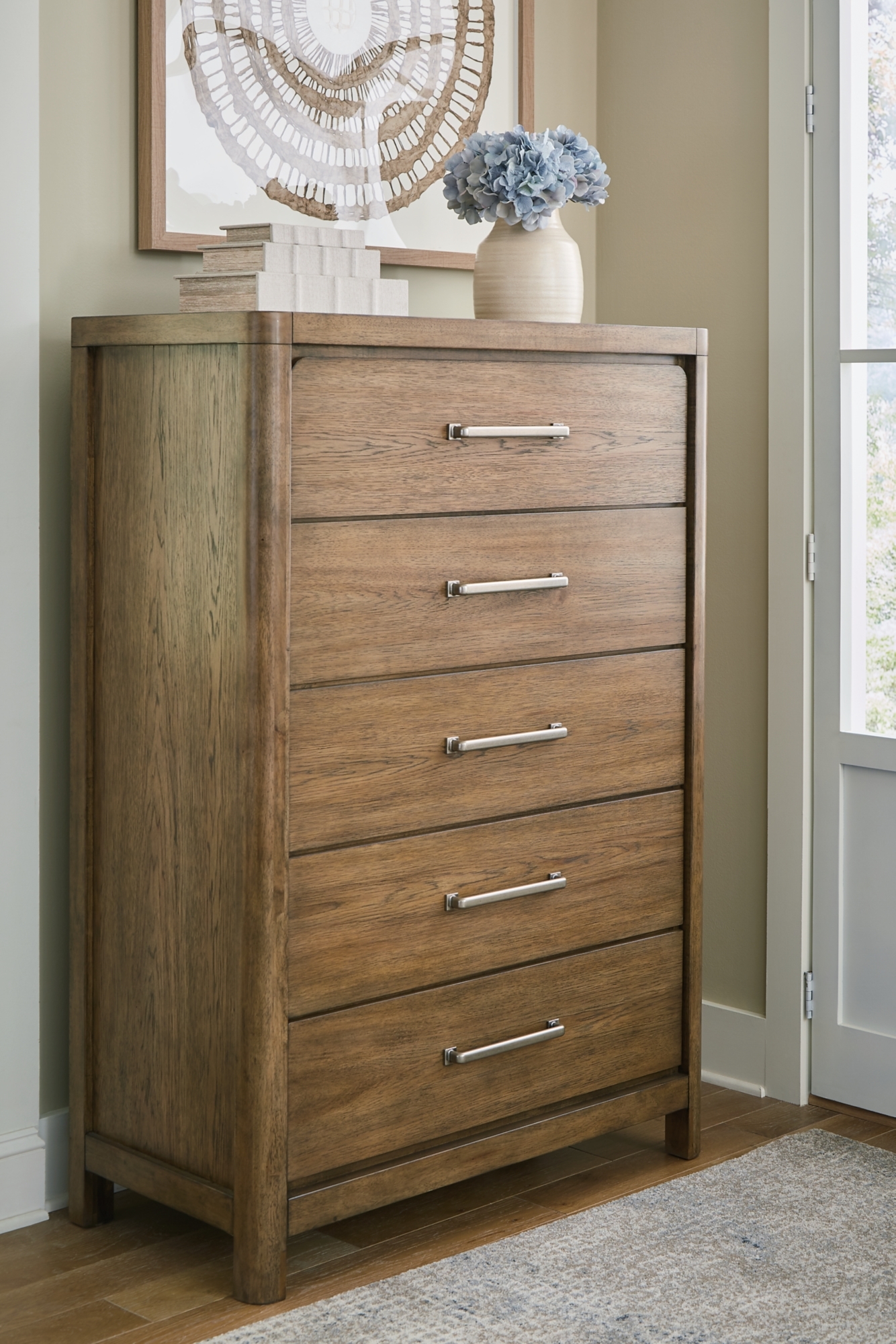 Signature Design by Ashley Cabalynn Five Drawer Chest