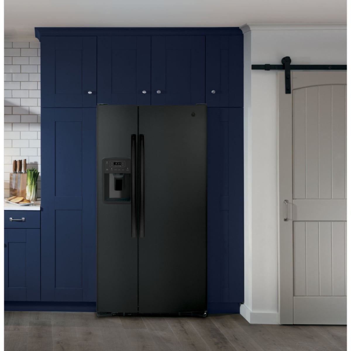 GE Appliances Refrigerators Side-By-Side Refrigerator