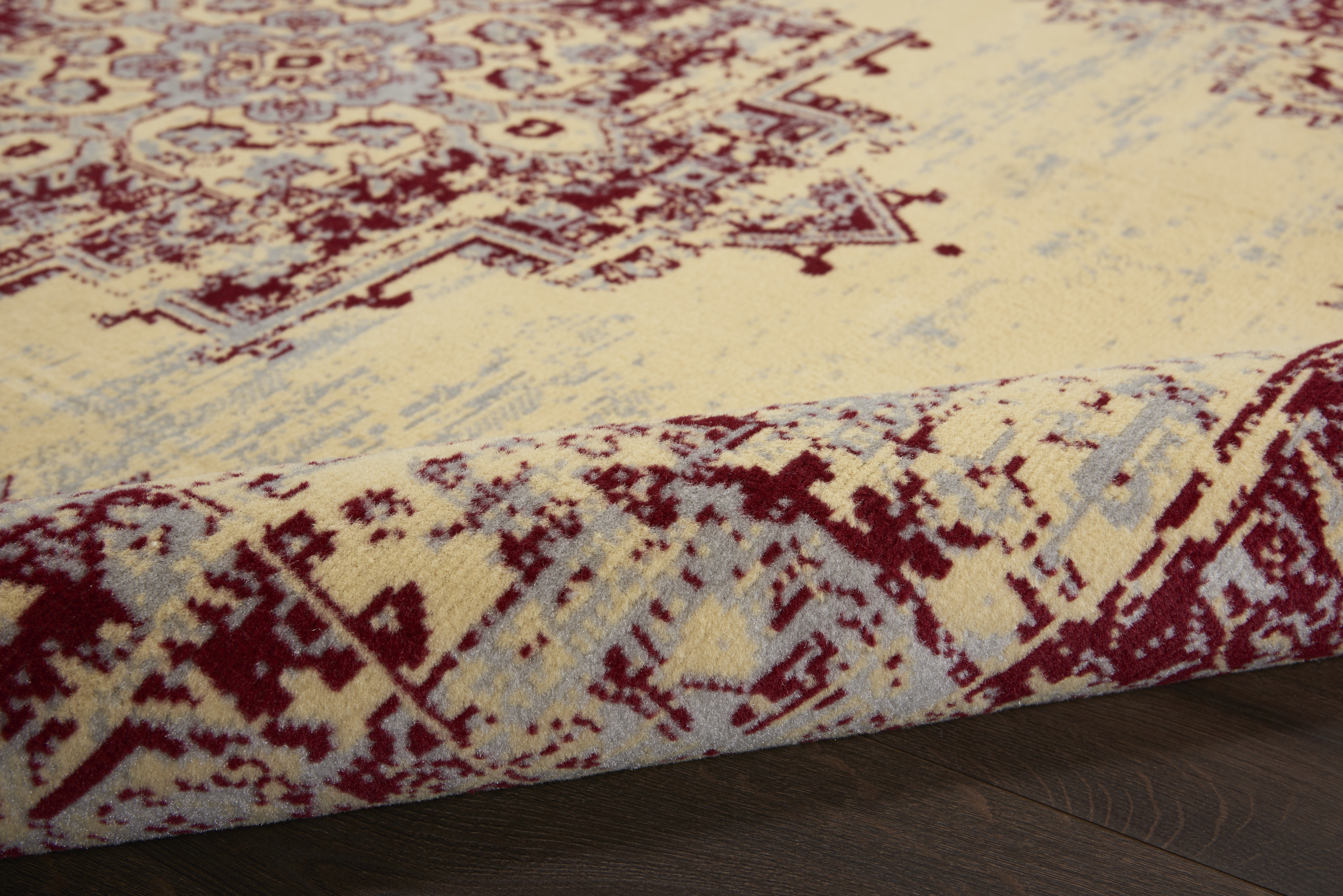 Nourison Grafix 3'9" x 5'9"  Rug