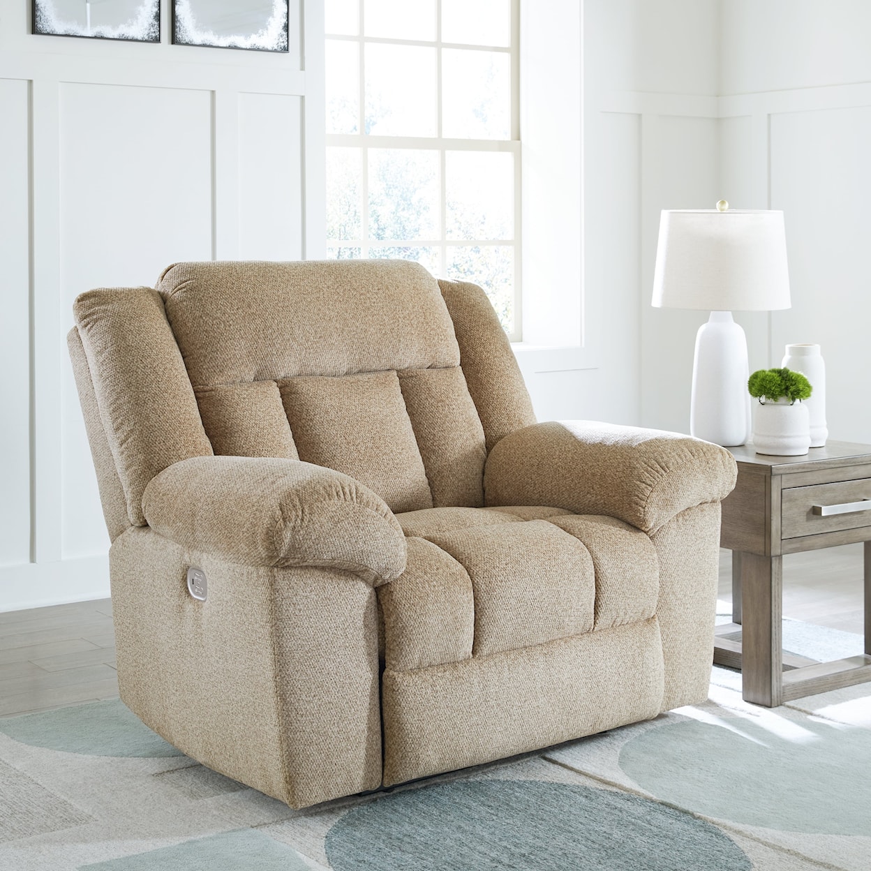 Signature Design by Ashley Tip-Off PWR Recliner/ADJ Headrest