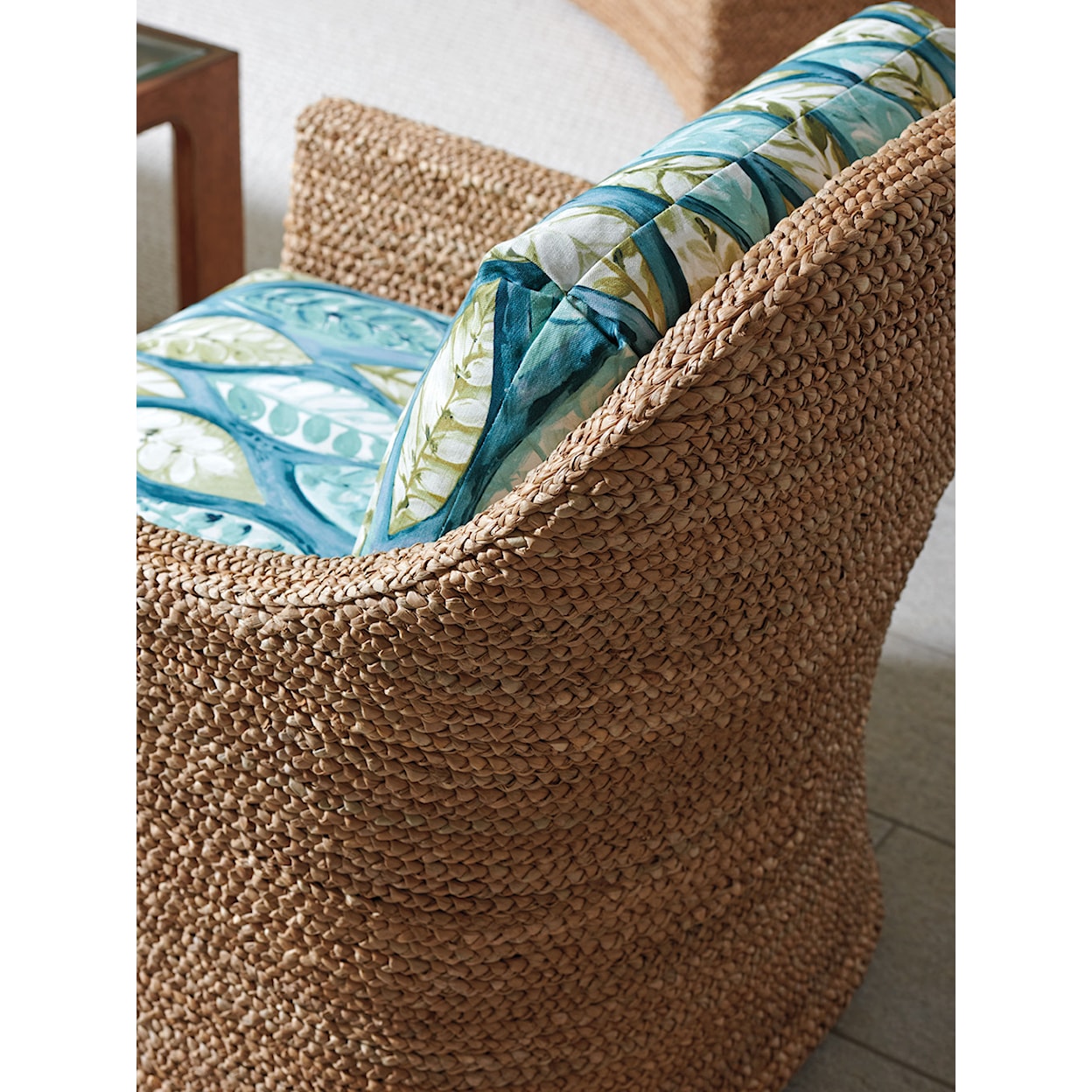 Tommy Bahama Home Palm Desert Soren Swivel Chair