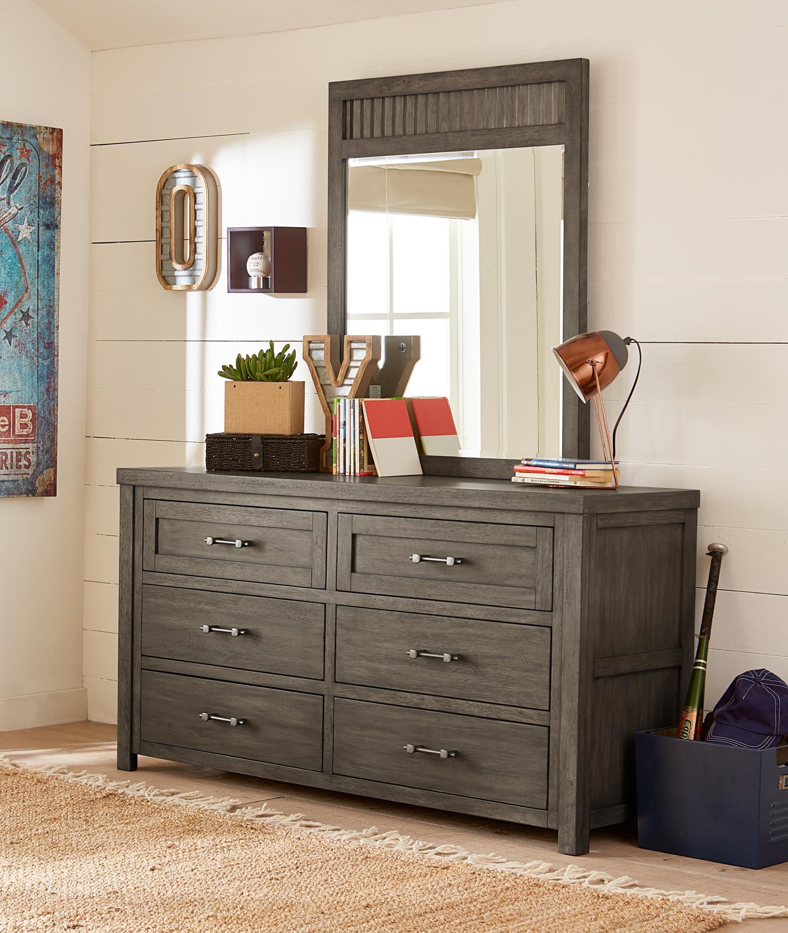 6-Drawer Dresser