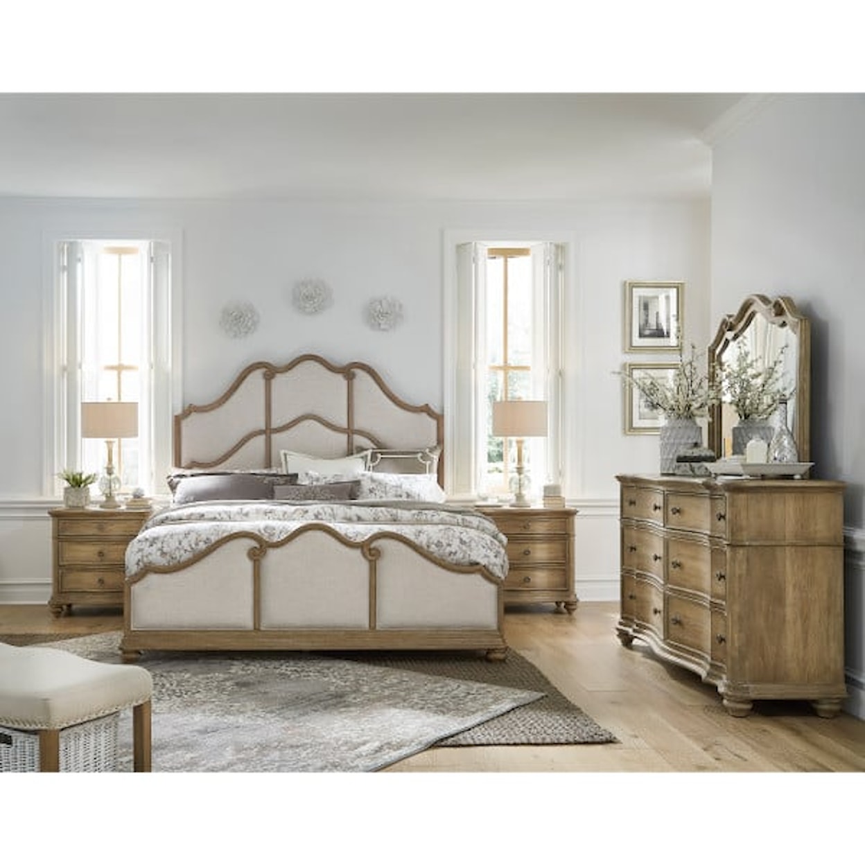 Pulaski Furniture Weston Hills Queen Bed