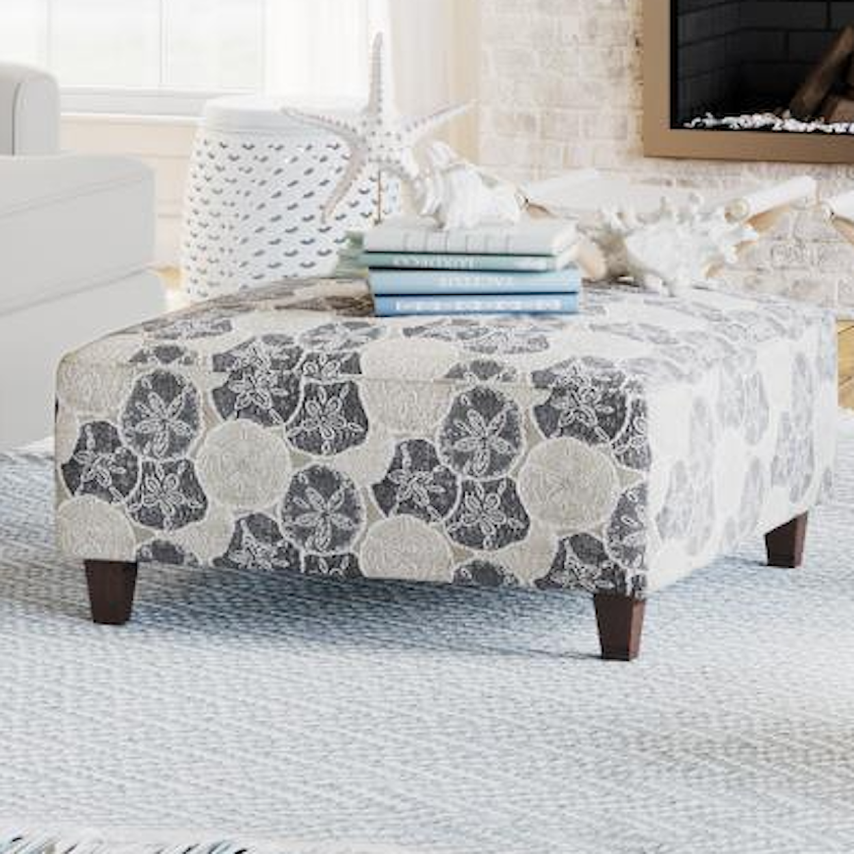 Fusion Furniture 68 MAX PEARL Cocktail Ottoman