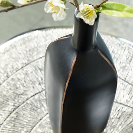 Vase (3/CS)