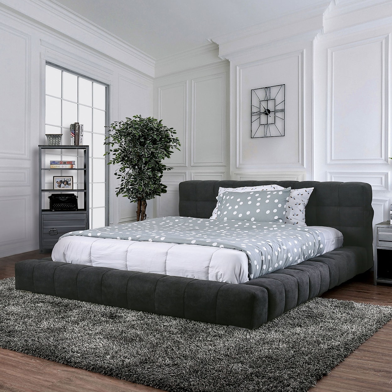 Furniture of America Wolsey Queen Upholstered Bed