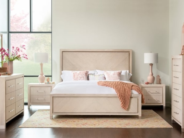 6-Piece Queen Bedroom Set