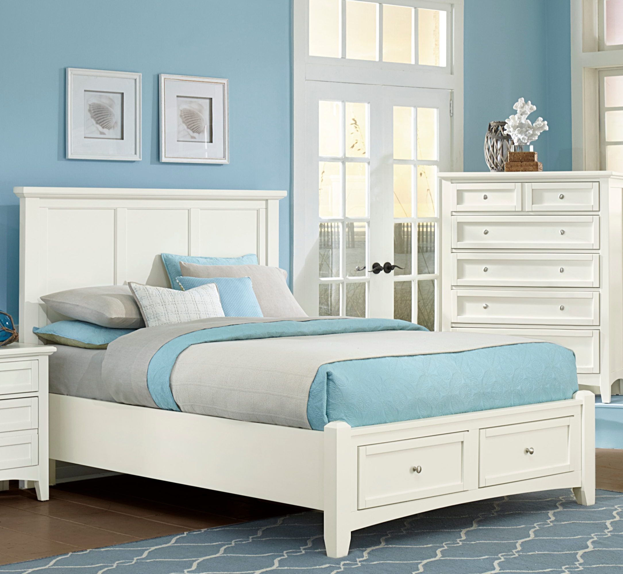 Vaughan-Bassett Bonanza Full Mansion Storage Bed