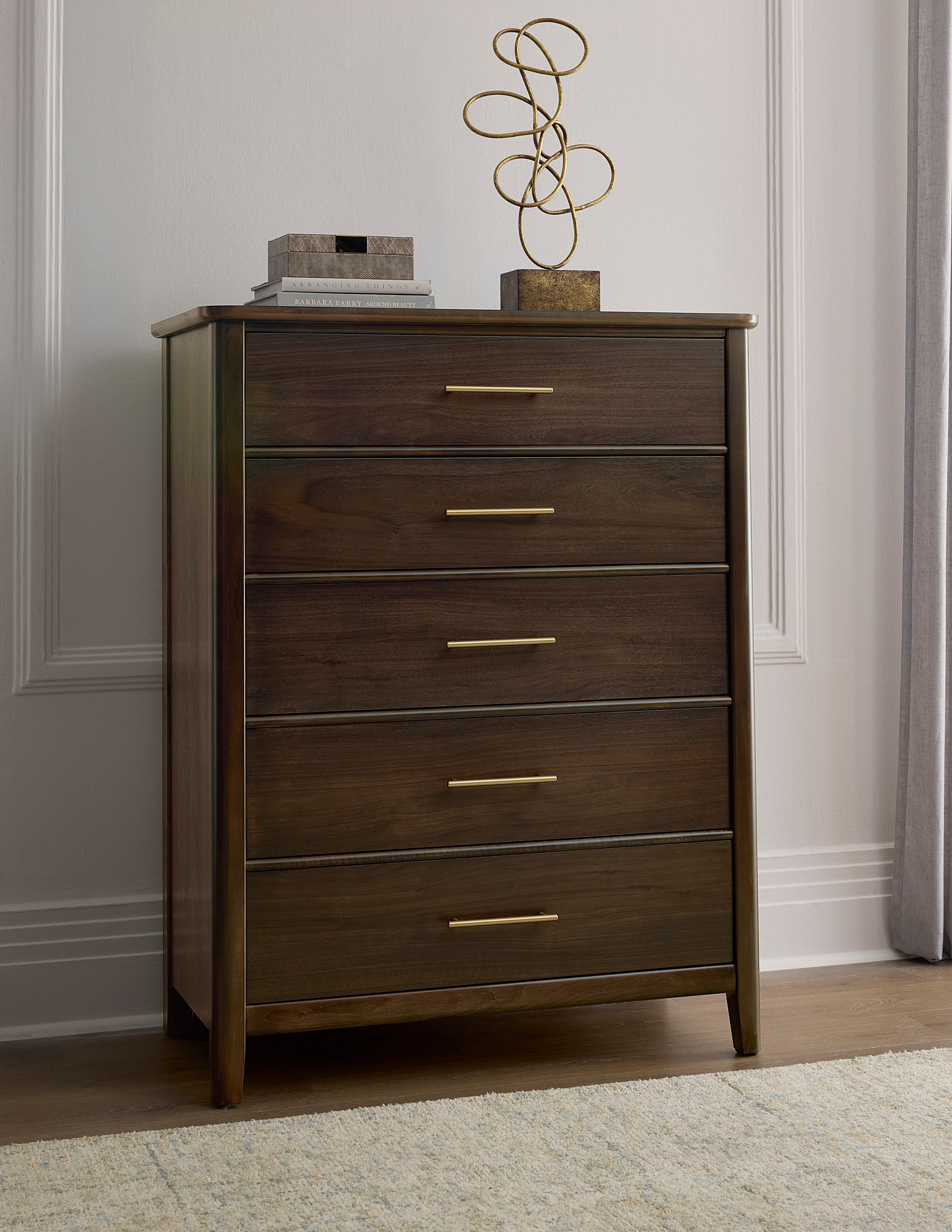Vaughan-Bassett Nordhaven 5-Drawer Bedroom Chest