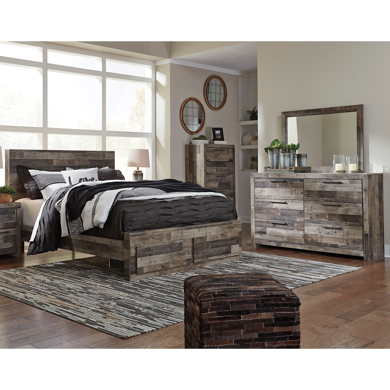 Benchcraft by Ashley Derekson Queen Bedroom Group