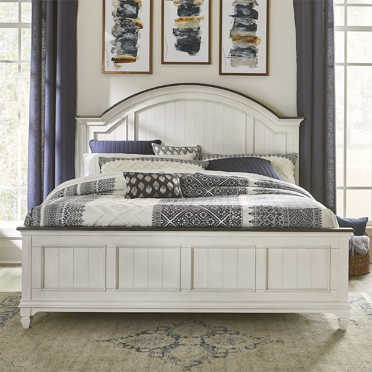 Liberty Furniture Allyson Park Queen Arched Panel Bed