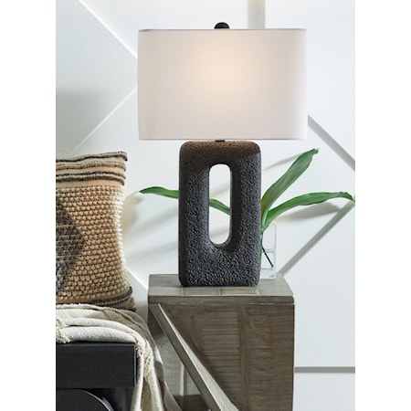 Polyresin Table Lamp (Set of 2)