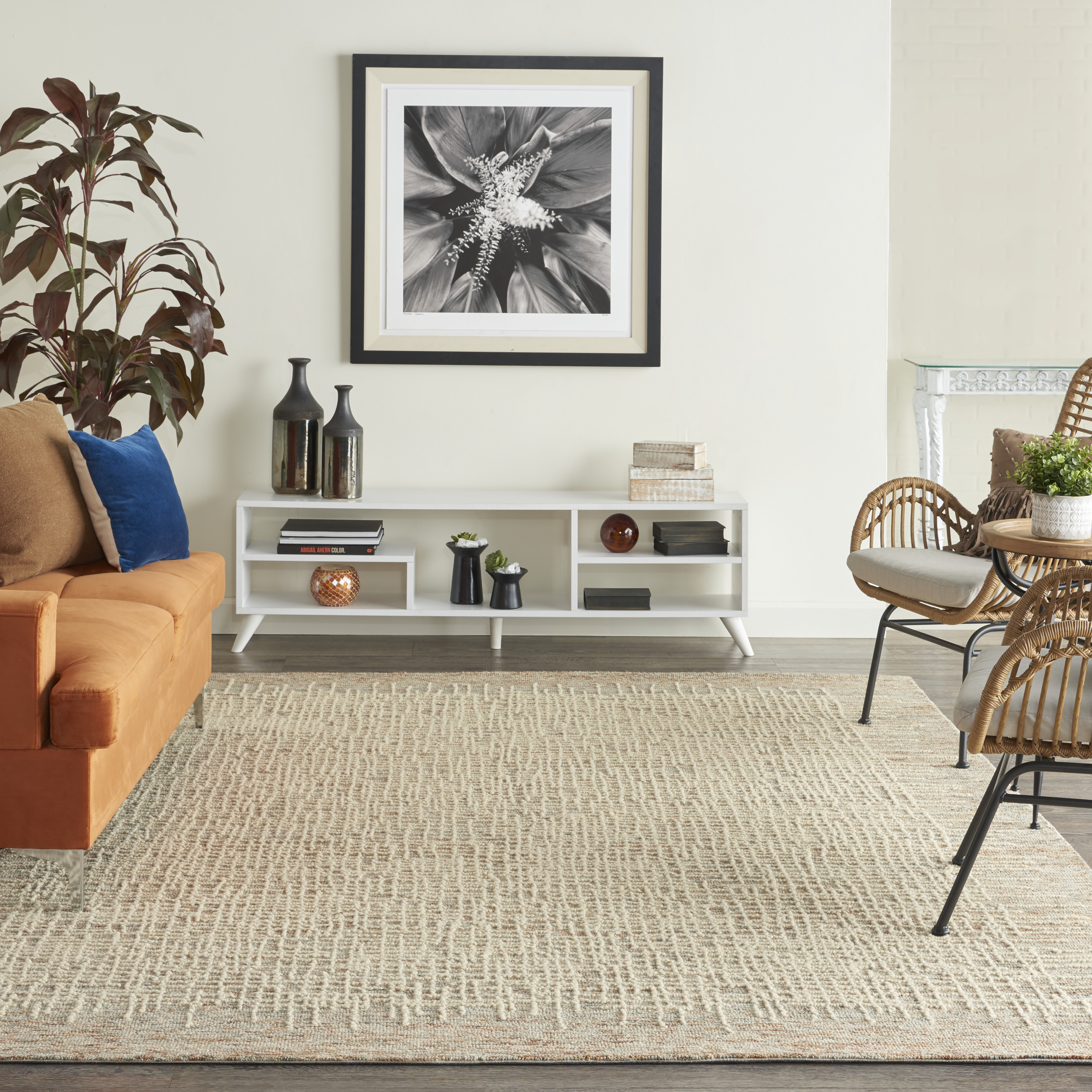 7'9" x 9'9"  Rug