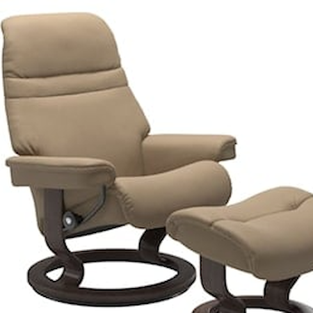 Large Reclining Chair with Classic Base