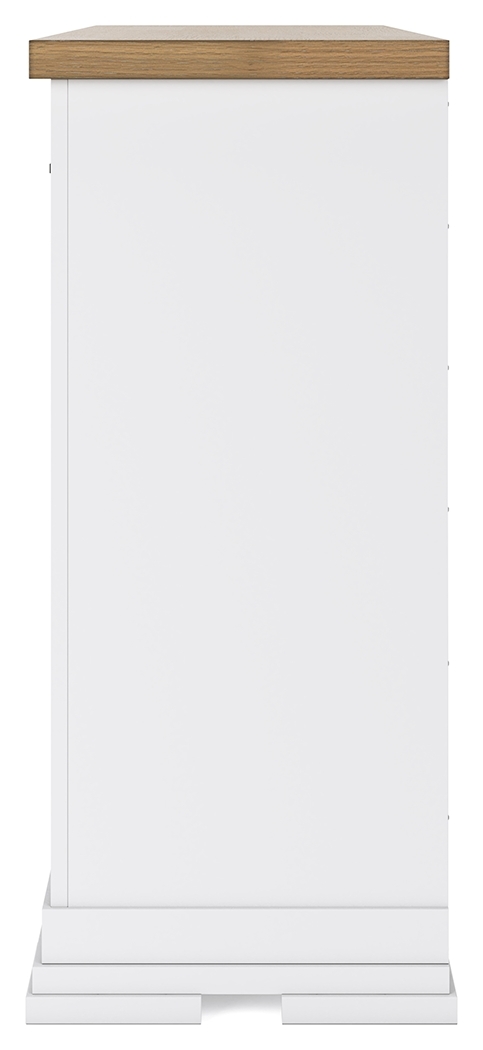 Benchcraft Ashbryn Dresser