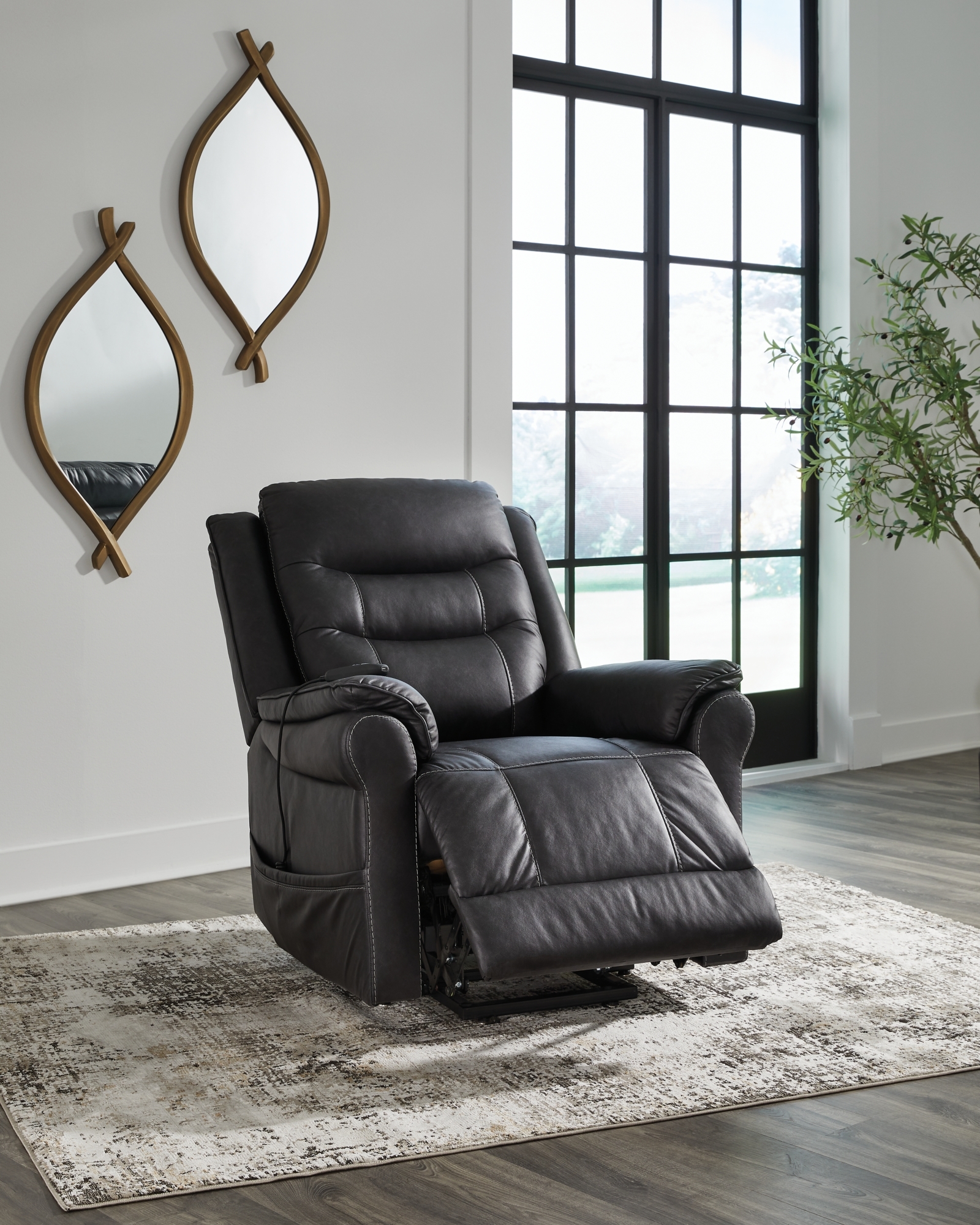 Signature Design by Ashley Oatman Power Lift Recliner