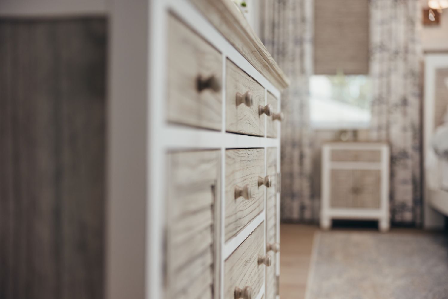 Sea Winds Trading Company Islamorada Bedroom Collection Dresser